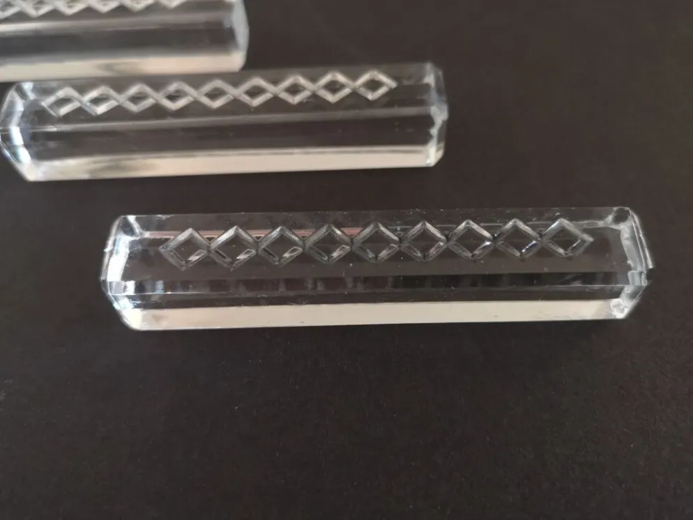 Lot de 5 repose-couteaux modernistes en cristal taillé - Années 1950/1960