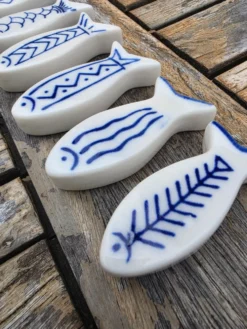 lot de 6 repose-couverts vintage en céramique peinte motifs poissons