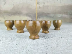 Lot de six coquetiers en bois d'olivier