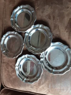 Lot de 5 sous verres métal