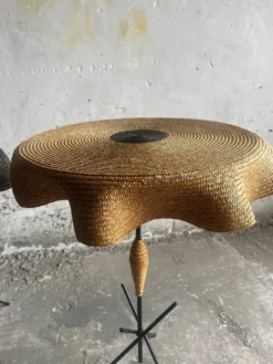 Lot de 2 tables d’appoint vintage italiennes en raphia
