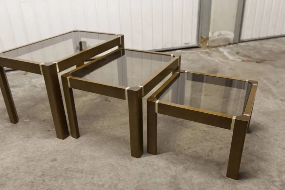 Lot de 3 tables gigogne orme et verre fumé 1970