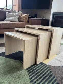 Lot de 3 tables gigognes en travertin