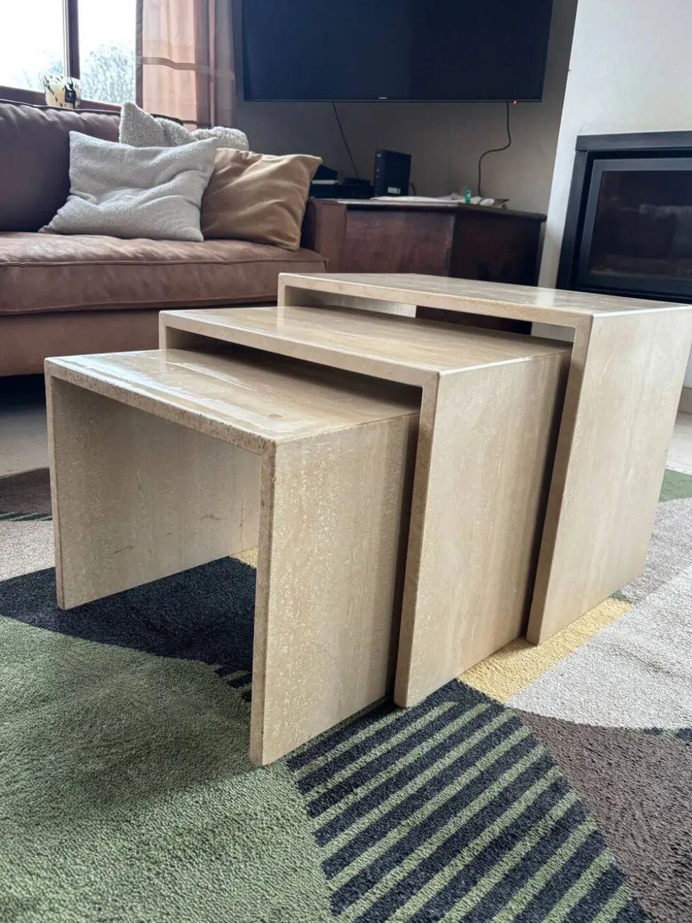 Lot de 3 tables gigognes en travertin