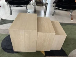 Lot de 3 tables gigognes en travertin