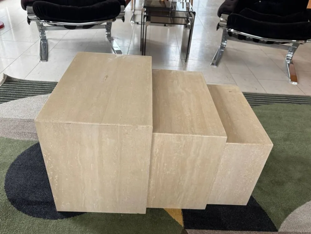 Lot de 3 tables gigognes en travertin
