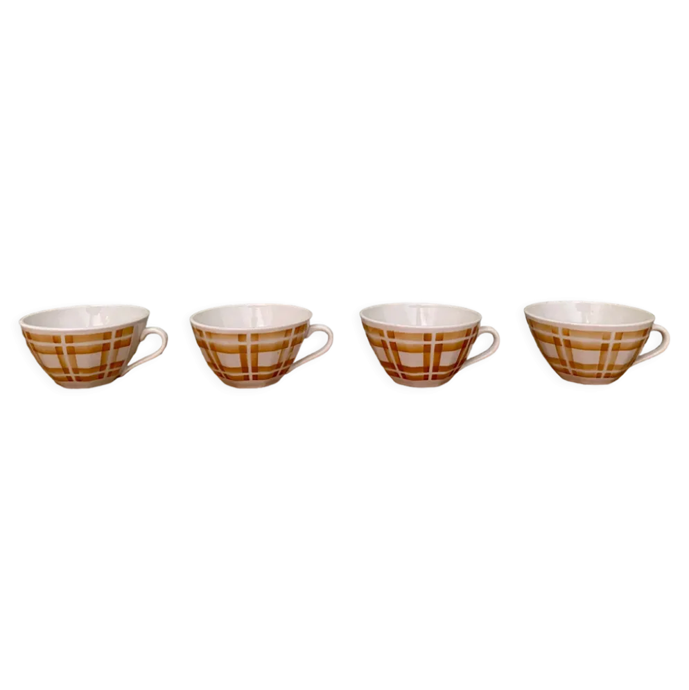 Lot de 4 tasses à café ancienne en porcelaine opaque de Badonvillier