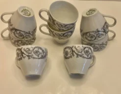 Lot de 8 tasses à café vintage Goa Limoges France