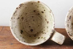 Lot de 4 tasses en grés pyrité