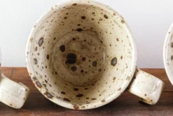 Lot de 4 tasses en grés pyrité