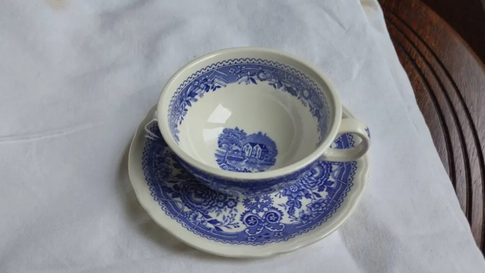 Lot de 10 tasses Villeroy et Boch Burgenland