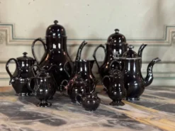Lot de terres noires de Namur, XVIIIème siècle