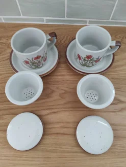 Lot de 2 tisanières vintage