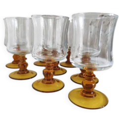 Lot de 8 verres ambrés