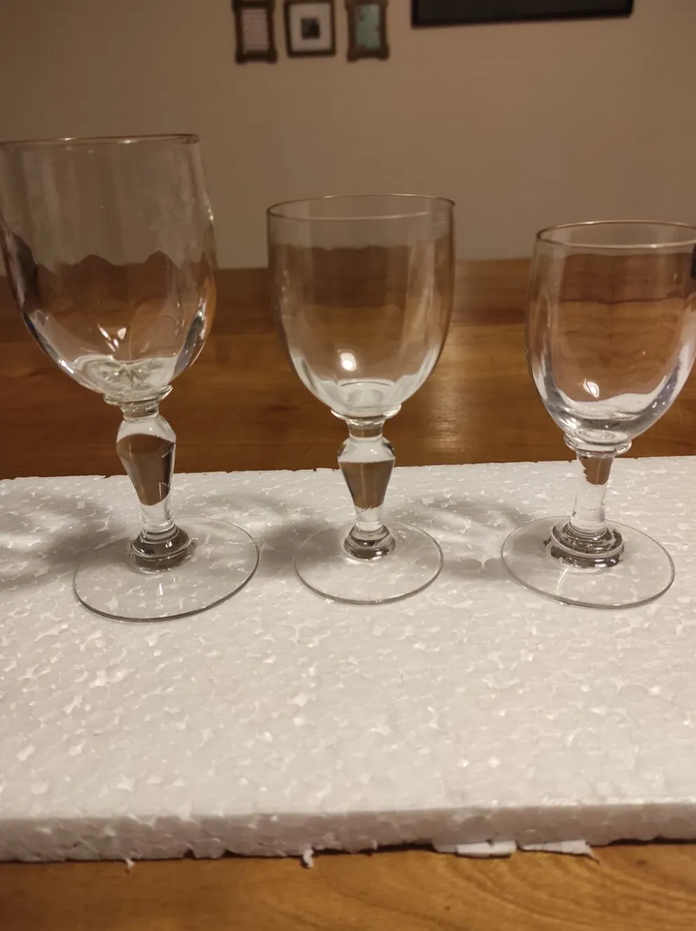 Lot de 3 verres anciens