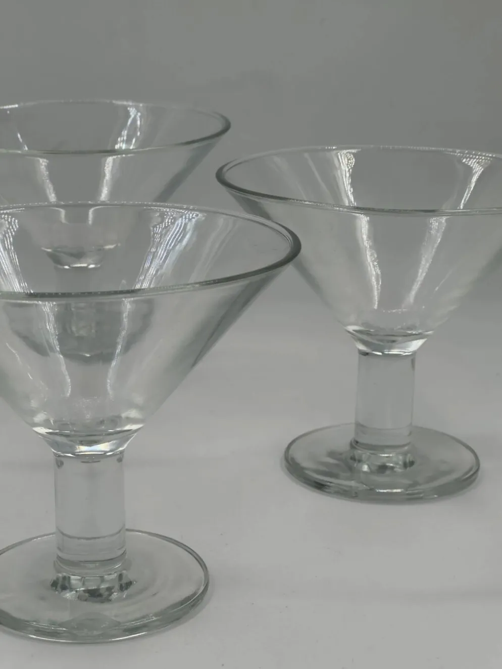 Lot de 4 verres à coupe/martini vintage en verre