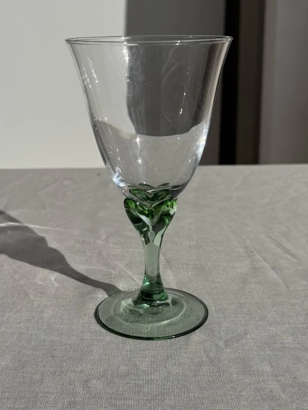 Lot de 4 verres à pied vert vintage H16