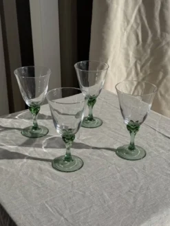 Lot de 4 verres à pied vert vintage H16