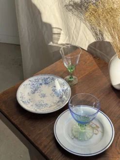 Lot de 4 verres à pied vert vintage H16