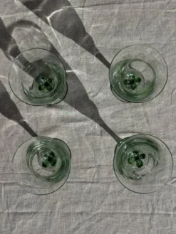 Lot de 4 verres à pied vert vintage H16