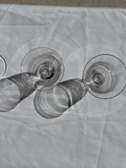 Lot de 3 verres à pied vintage en verre transparent H14 D10