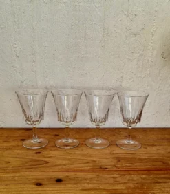 Lot de 4 verres à pied vintage Luminarc Régence années 1970