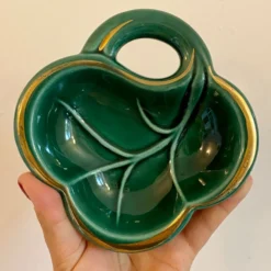 Lot de 5 vide-poches ou raviers vintage en céramique verte et dorée
