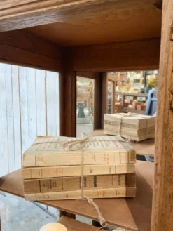Lot de 2 Vitrines art déco bois massif