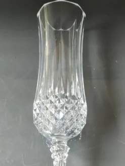 Lot 5 Flûtes Champagne/Cristal d Arques/Mod. Longchamp. Pointes diamant