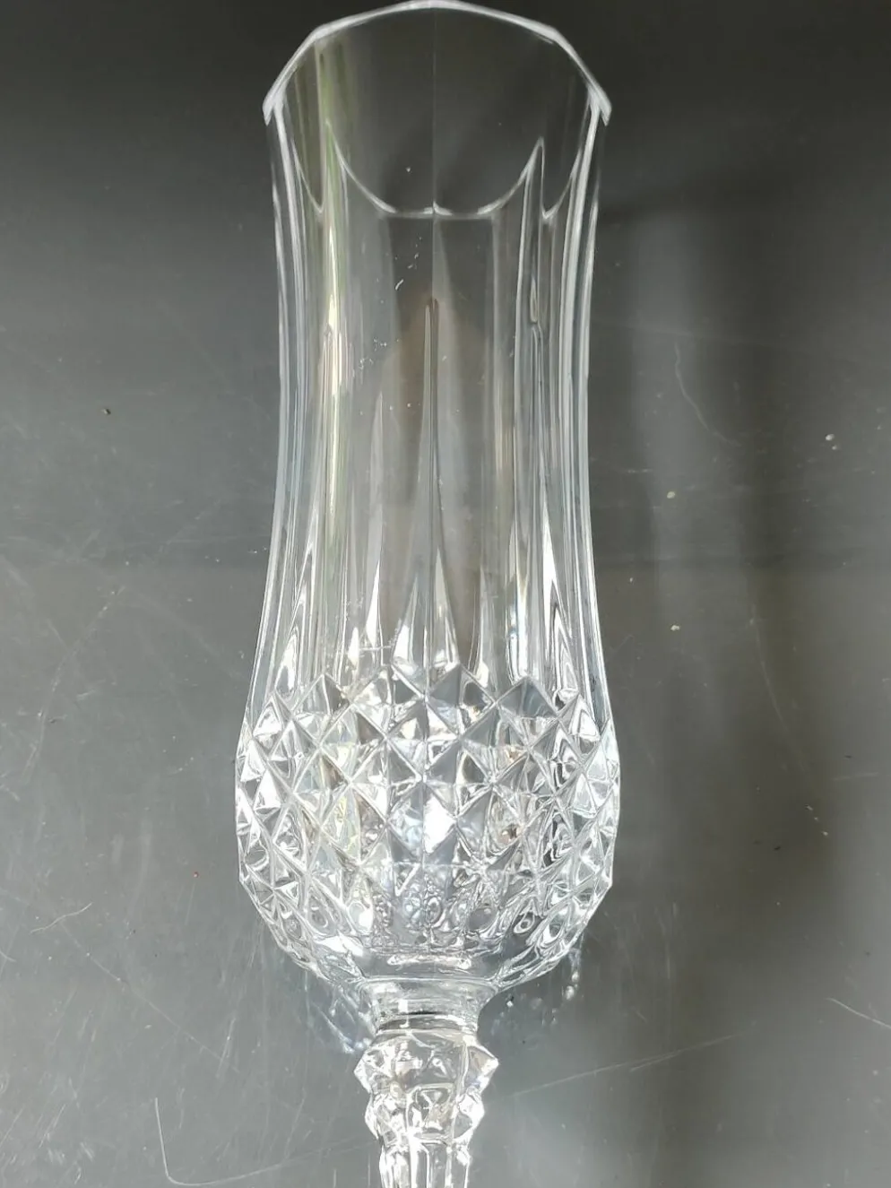 Lot 5 Flûtes Champagne/Cristal d Arques/Mod. Longchamp. Pointes diamant