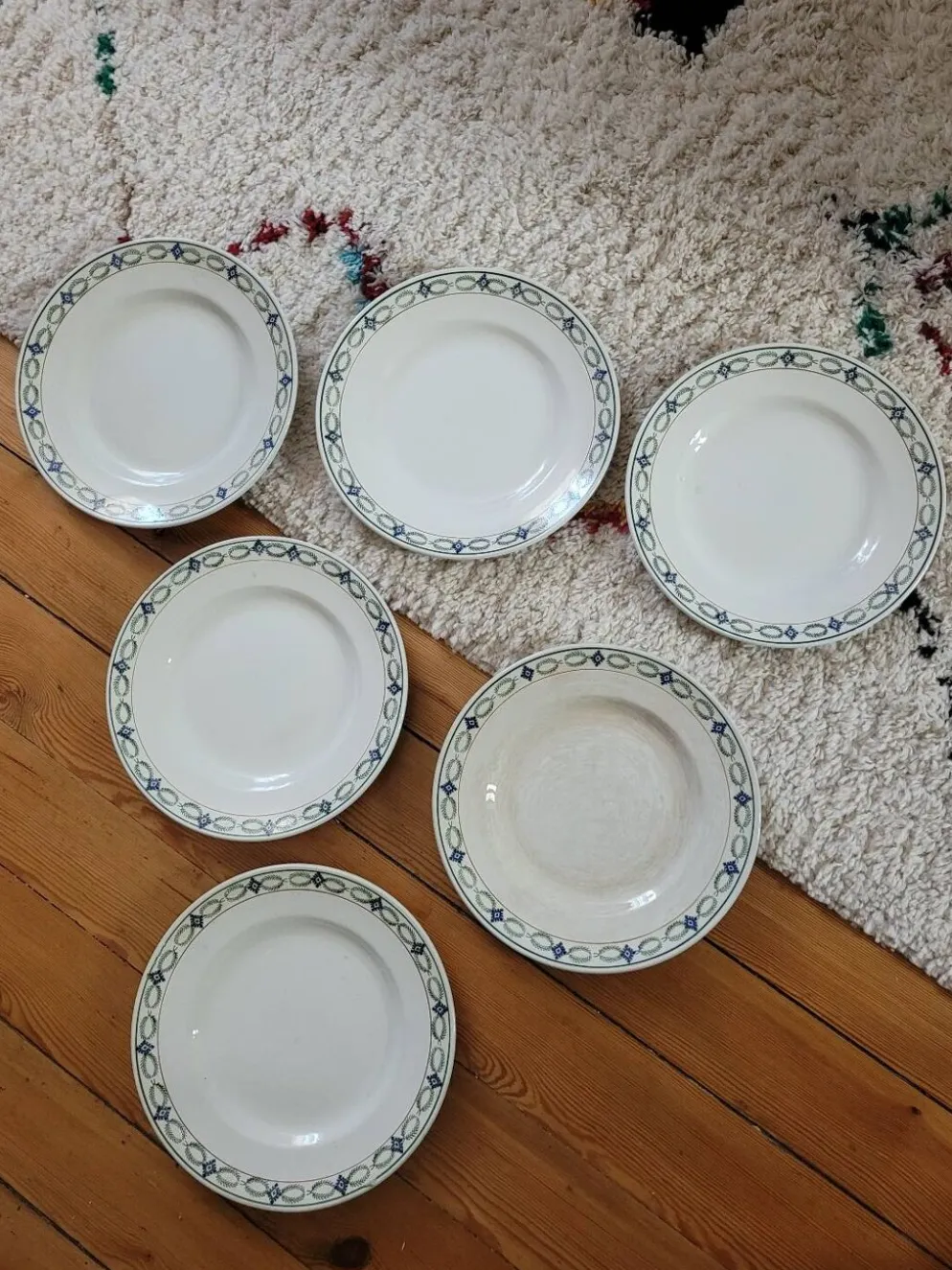Lot n°2 de 6 assiettes creuses St Amand