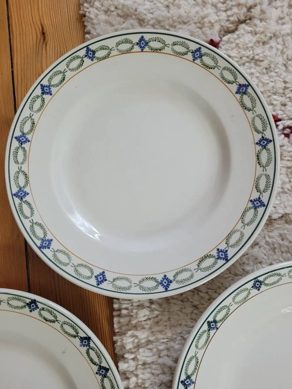 Lot n°2 de 6 assiettes creuses St Amand