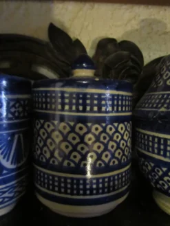 Lot 11 poteries marocaine pot à beurre époque 1940 signé serghini.