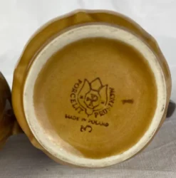 Lot 2 pots à lait