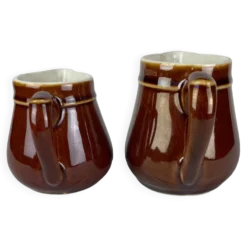 Lot 2 pots à lait en céramique