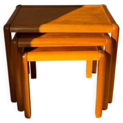 Lot table gigogne en bois vintage