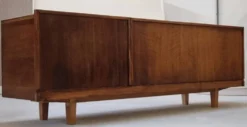 Lowboard du milieu du siècle