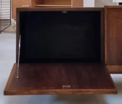Lowboard du milieu du siècle