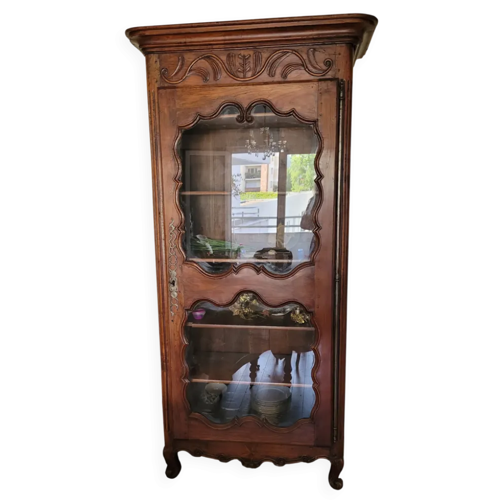 Magnifique bonnetière ancienne en bois massif sculpté – style Louis XV