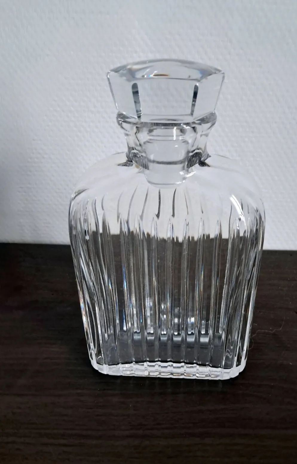 Magnifique carafe à whisky en verre cristal. Vintage