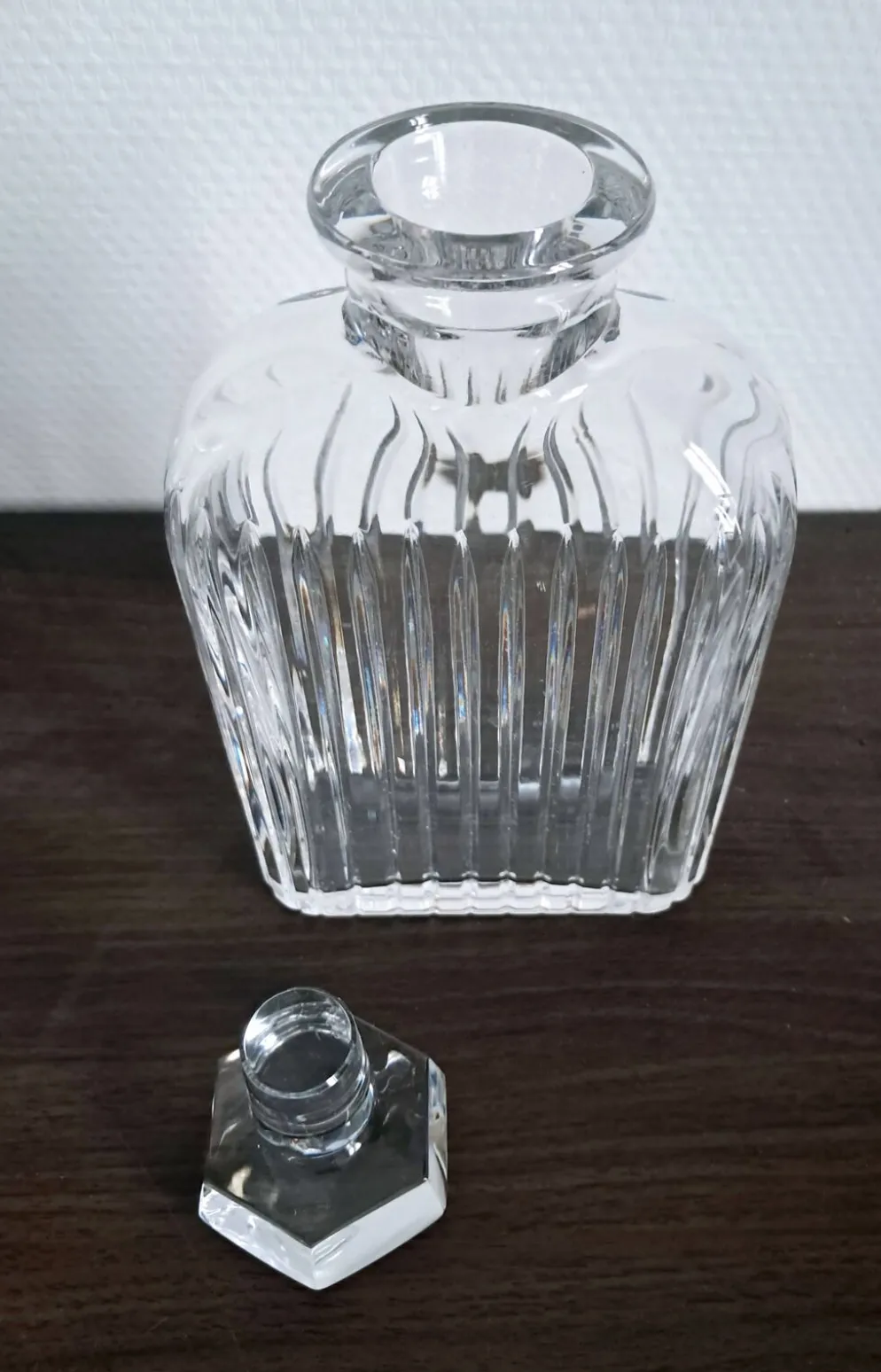Magnifique carafe à whisky en verre cristal. Vintage