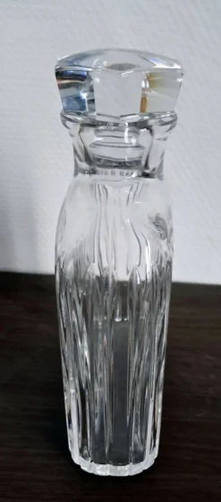 Magnifique carafe à whisky en verre cristal. Vintage