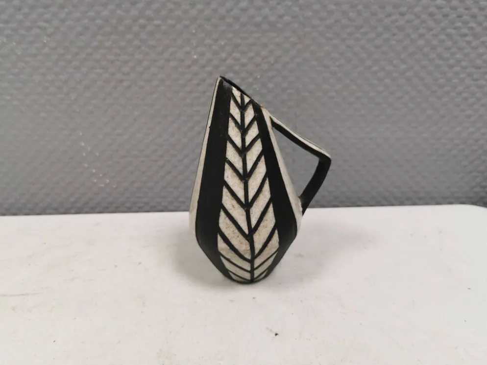 Magnifique cruche en céramique par Michael Andersen, Danemark, années 1960.
