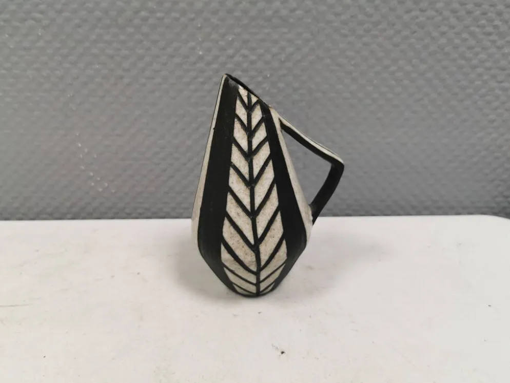 Magnifique cruche en céramique par Michael Andersen, Danemark, années 1960.