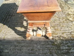 Maie ancienne
