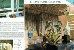 Maison Jansen. Meuble pour vinyles en verre fumé. Années 1970.