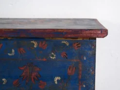 Malle ancienne bleu marine avec détails floraux (c.1920) #94