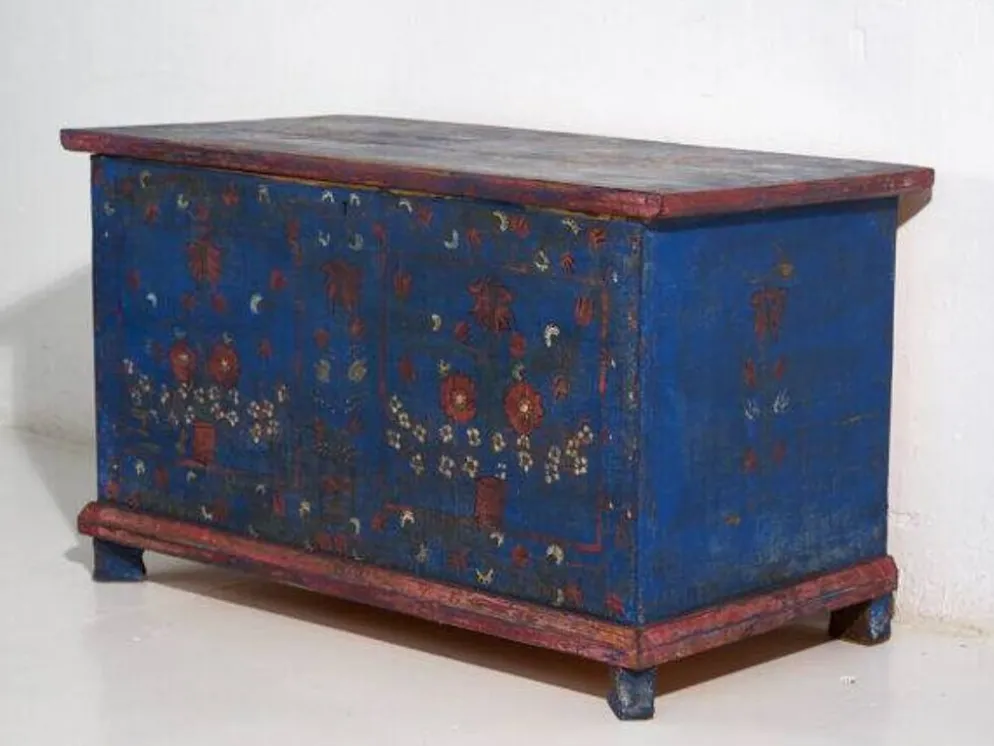 Malle ancienne bleu marine avec détails floraux (c.1920) #94