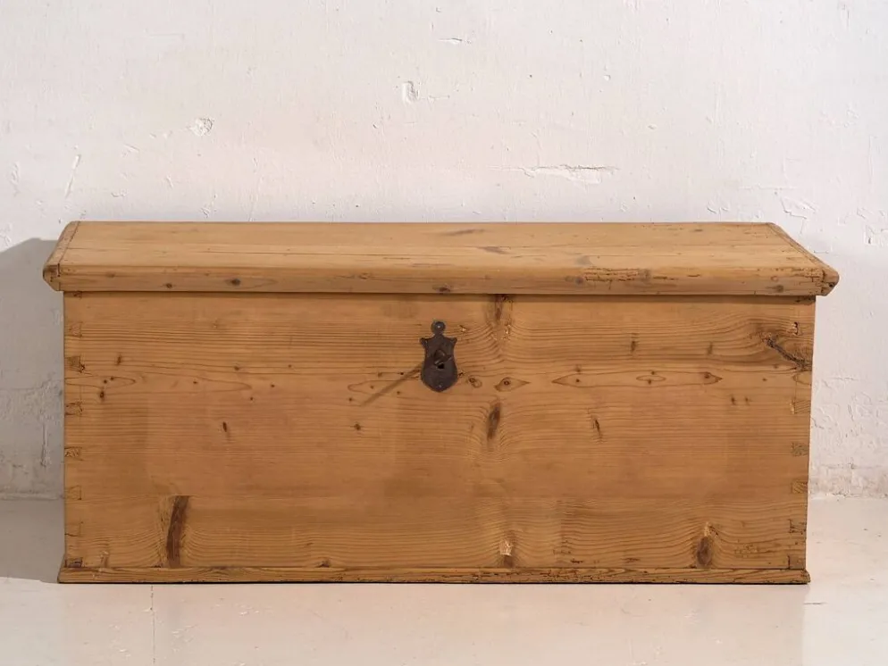 Malle ancienne en bois massif (c.1920)
