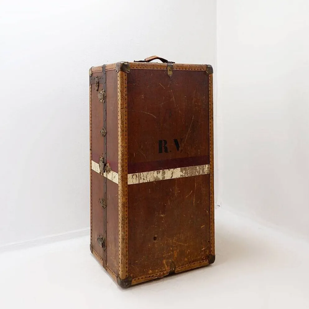 Malle armoire ancienne "Malle de voyage", vers 1930